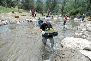 Three Years After Damaging Colo. Flood, Teens Help With River Restoration