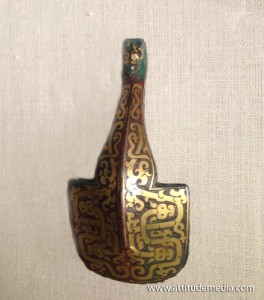 Garment Hook with Dragon Interlace, China, 4th Century BC